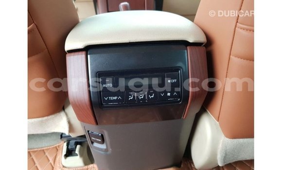 Acheter Import Voiture Toyota Prado Blanc à Import - Dubai, Burkina-Faso Acheter Import Voiture Toyota Prado Blanc à Import - Dubai, Burkina-Faso