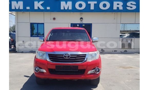 Acheter Import Voiture Toyota Hilux Rouge à Import - Dubai, Burkina-Faso Acheter Import Voiture Toyota Hilux Rouge à Import - Dubai, Burkina-Faso