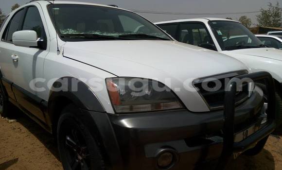 Acheter Neuf Voiture Kia Sorento Blanc à Ouagadougou, Burkina-Faso Acheter Neuf Voiture Kia Sorento Blanc à Ouagadougou, Burkina-Faso
