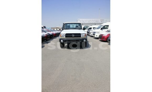 Sayi Imported Toyota Land Cruiser M Mota in Import - Dubai a Burkina Faso Sayi Imported Toyota Land Cruiser M Mota in Import - Dubai a Burkina Faso