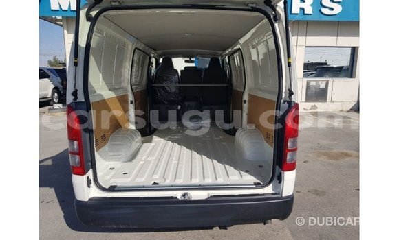 Sayi Imported Toyota Hiace White Mota in Import - Dubai a Burkina Faso Sayi Imported Toyota Hiace White Mota in Import - Dubai a Burkina Faso