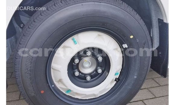 Buy Import Toyota Hiace White Car in Import - Dubai in Burkina Faso Buy Import Toyota Hiace White Car in Import - Dubai in Burkina Faso