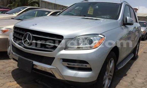 Acheter Neuf Voiture Mercedes-Benz 300–Series Gris à Ouagadougou, Burkina-Faso Acheter Neuf Voiture Mercedes-Benz 300–Series Gris à Ouagadougou, Burkina-Faso