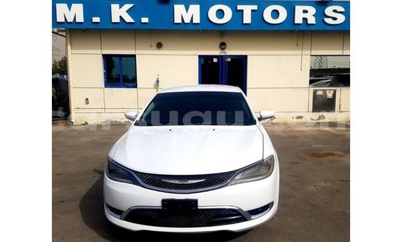 Acheter Import Voiture Chrysler 200 Blanc à Import - Dubai, Burkina-Faso