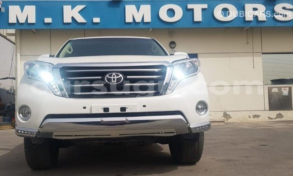 Sayi Imported Toyota Land Cruiser White Mota in Import - Dubai a Burkina Faso Sayi Imported Toyota Land Cruiser White Mota in Import - Dubai a Burkina Faso