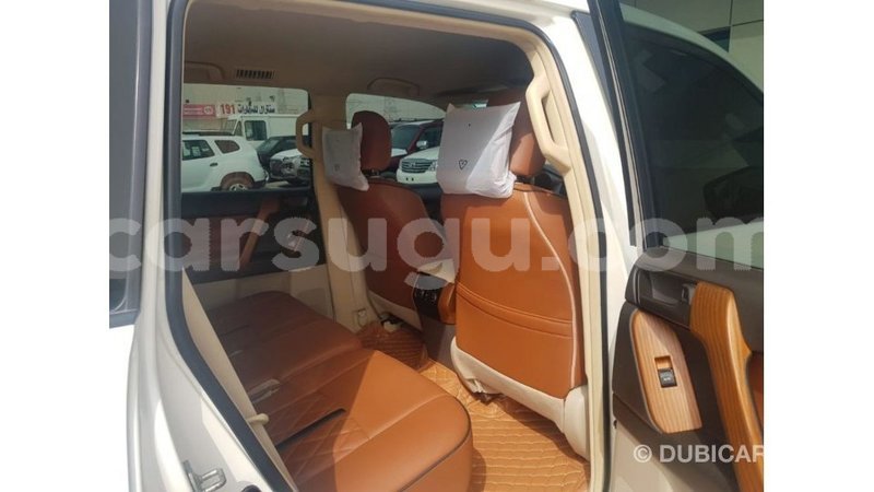 Big with watermark toyota land cruiser burkina faso import dubai 6417