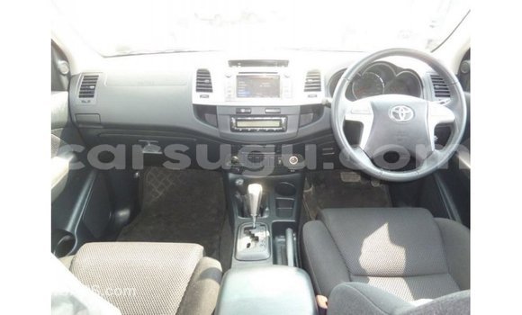 Buy Import Toyota Hilux White Car in Import - Dubai in Burkina Faso Buy Import Toyota Hilux White Car in Import - Dubai in Burkina Faso
