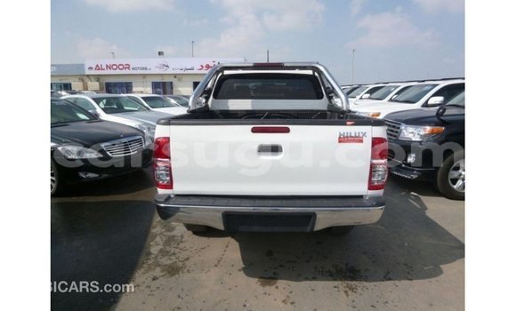 Buy Import Toyota Hilux White Car in Import - Dubai in Burkina Faso Buy Import Toyota Hilux White Car in Import - Dubai in Burkina Faso