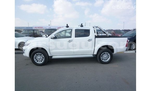 Buy Import Toyota Hilux White Car in Import - Dubai in Burkina Faso Buy Import Toyota Hilux White Car in Import - Dubai in Burkina Faso