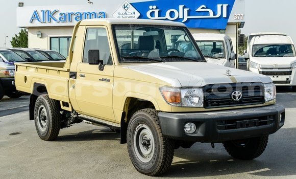 Acheter Import Voiture Toyota Land Cruiser Beige à Import - Dubai, Burkina-Faso Acheter Import Voiture Toyota Land Cruiser Beige à Import - Dubai, Burkina-Faso
