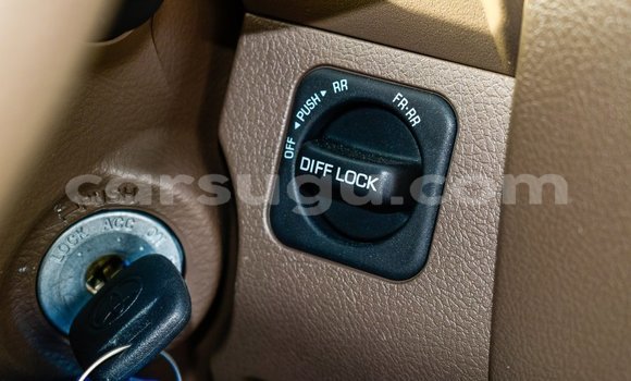 Acheter Import Voiture Toyota Land Cruiser Beige à Import - Dubai, Burkina-Faso Acheter Import Voiture Toyota Land Cruiser Beige à Import - Dubai, Burkina-Faso