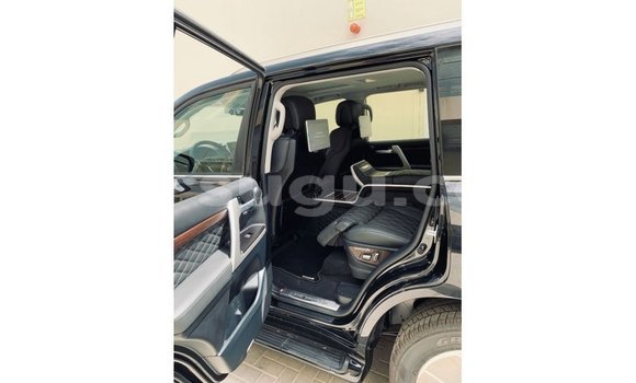 Buy Import Toyota Land Cruiser Black Car in Import - Dubai in Burkina Faso Buy Import Toyota Land Cruiser Black Car in Import - Dubai in Burkina Faso
