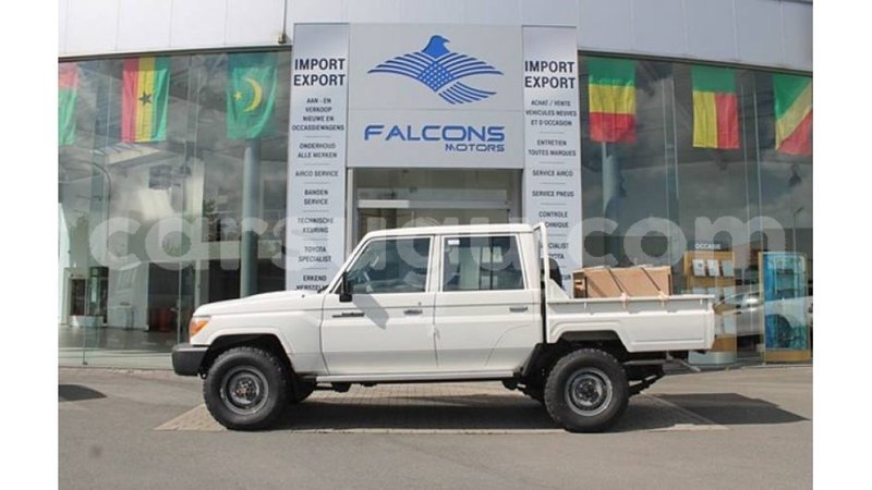 Big with watermark toyota land cruiser burkina faso import dubai 6457