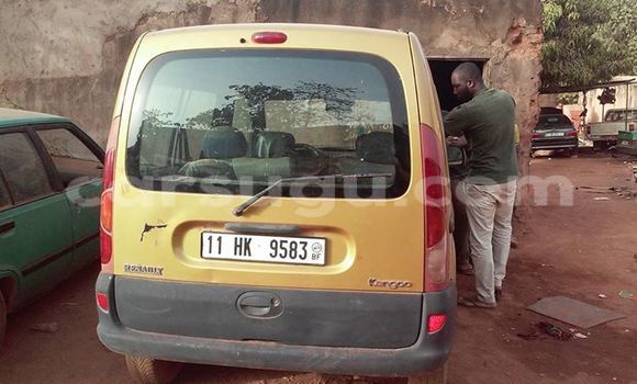 Sayi Sabo Renault Kangoo Sauran Mota in Ouagadougou a Burkina Faso