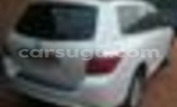 Acheter Neuf Voiture Toyota Highlander Blanc à Ouagadougou au Burkina-Faso Acheter Neuf Voiture Toyota Highlander Blanc à Ouagadougou au Burkina-Faso