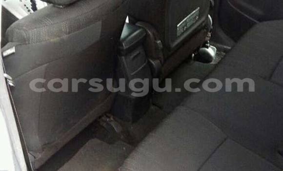 Acheter Neuf Voiture Toyota Matrix Blanc à Ouagadougou, Burkina-Faso Acheter Neuf Voiture Toyota Matrix Blanc à Ouagadougou, Burkina-Faso