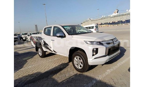 Buy Import Mitsubishi L200 White Car in Import - Dubai in Burkina Faso Buy Import Mitsubishi L200 White Car in Import - Dubai in Burkina Faso