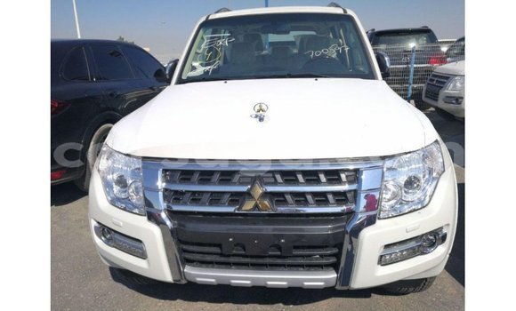 Buy Import Mitsubishi Pajero White Car in Import - Dubai in Burkina Faso Buy Import Mitsubishi Pajero White Car in Import - Dubai in Burkina Faso