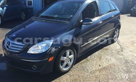 Acheter Neuf Voiture Mercedes-Benz B–Class Noir à Bobo Dioulasso, Burkina-Faso Acheter Neuf Voiture Mercedes-Benz B–Class Noir à Bobo Dioulasso, Burkina-Faso