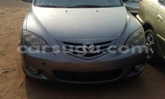 Acheter Neuf Voiture Mazda 3 Noir à Bobo Dioulasso au Burkina-Faso Acheter Neuf Voiture Mazda 3 Noir à Bobo Dioulasso au Burkina-Faso