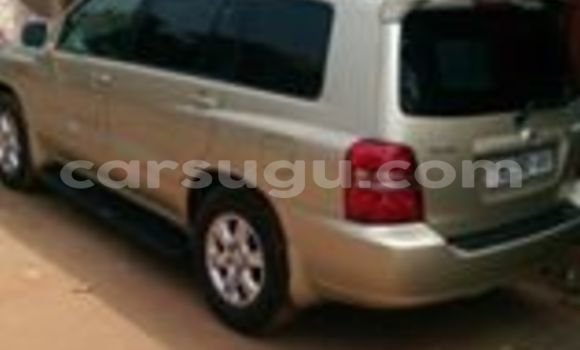 Acheter Neuf Voiture Toyota Highlander Noir à Bobo Dioulasso, Burkina-Faso Acheter Neuf Voiture Toyota Highlander Noir à Bobo Dioulasso, Burkina-Faso