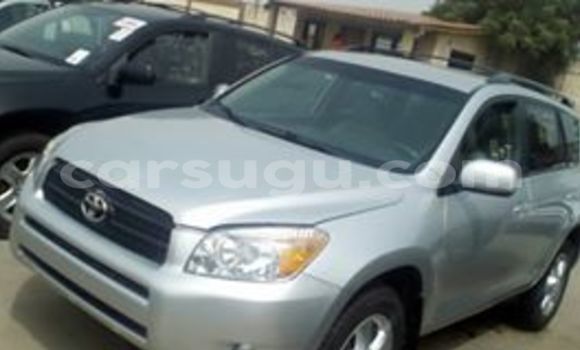 Acheter Neuf Voiture Toyota RAV4 Gris à Bobo Dioulasso, Burkina-Faso Acheter Neuf Voiture Toyota RAV4 Gris à Bobo Dioulasso, Burkina-Faso