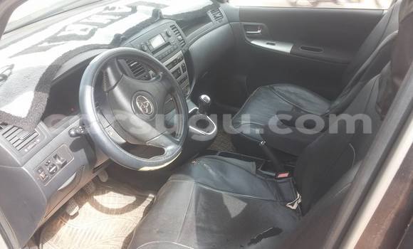 Sayi Sabo Toyota Corolla Azurfa Mota in Ouagadougou a Burkina Faso Sayi Sabo Toyota Corolla Azurfa Mota in Ouagadougou a Burkina Faso