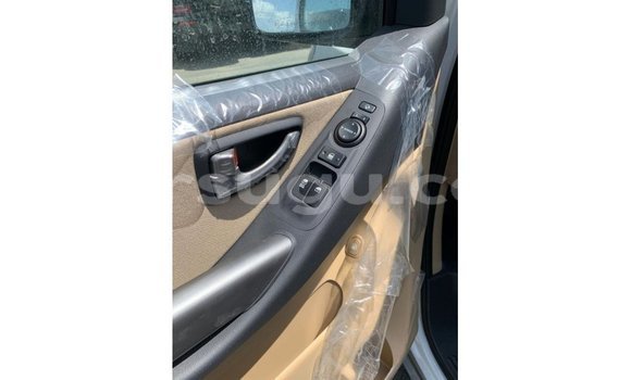 Buy Import Hyundai Accent White Car in Import - Dubai in Burkina Faso Buy Import Hyundai Accent White Car in Import - Dubai in Burkina Faso