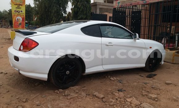 Buy New Hyundai Coupe White Car in Ouagadougou in Burkina Faso Buy New Hyundai Coupe White Car in Ouagadougou in Burkina Faso
