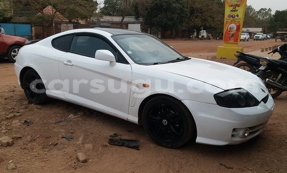 Buy New Hyundai Coupe White Car in Ouagadougou in Burkina Faso Buy New Hyundai Coupe White Car in Ouagadougou in Burkina Faso