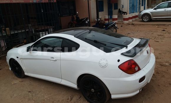 Buy New Hyundai Coupe White Car in Ouagadougou in Burkina Faso Buy New Hyundai Coupe White Car in Ouagadougou in Burkina Faso