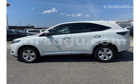 Sayi Imported Toyota Harrier White Mota in Import - Dubai a Burkina Faso Sayi Imported Toyota Harrier White Mota in Import - Dubai a Burkina Faso
