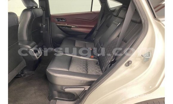 Sayi Imported Toyota Harrier White Mota in Import - Dubai a Burkina Faso Sayi Imported Toyota Harrier White Mota in Import - Dubai a Burkina Faso