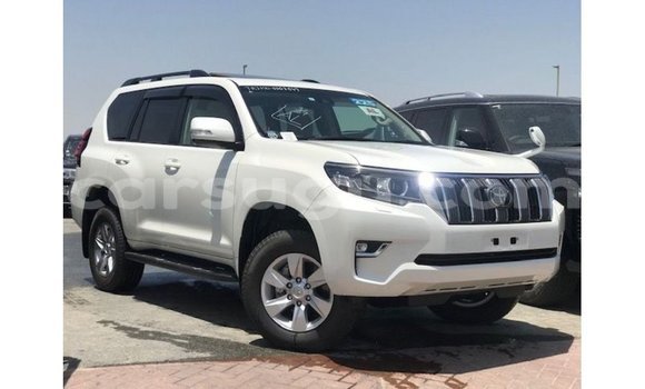 Sayi Imported Toyota Prado White Mota in Import - Dubai a Burkina Faso Sayi Imported Toyota Prado White Mota in Import - Dubai a Burkina Faso