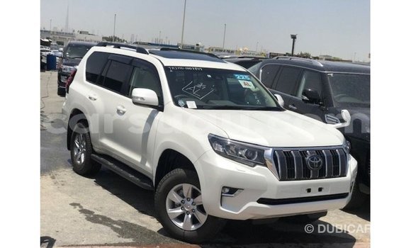 Sayi Imported Toyota Prado White Mota in Import - Dubai a Burkina Faso Sayi Imported Toyota Prado White Mota in Import - Dubai a Burkina Faso