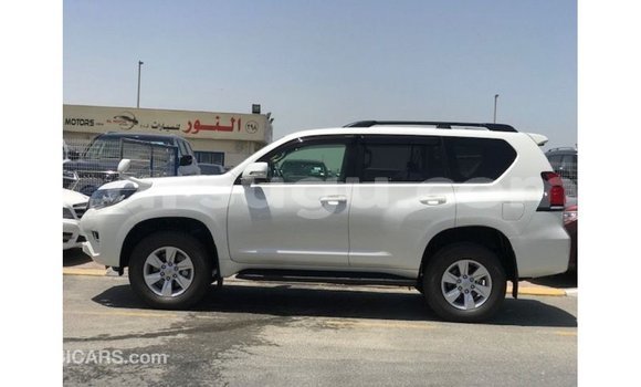 Sayi Imported Toyota Prado White Mota in Import - Dubai a Burkina Faso Sayi Imported Toyota Prado White Mota in Import - Dubai a Burkina Faso