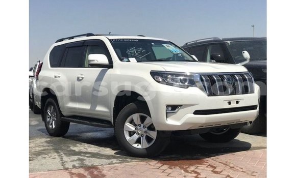 Sayi Imported Toyota Prado White Mota in Import - Dubai a Burkina Faso Sayi Imported Toyota Prado White Mota in Import - Dubai a Burkina Faso