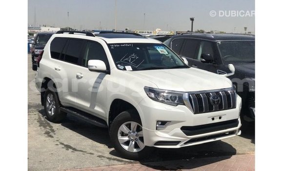 Sayi Imported Toyota Prado White Mota in Import - Dubai a Burkina Faso Sayi Imported Toyota Prado White Mota in Import - Dubai a Burkina Faso
