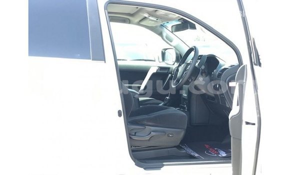 Sayi Imported Toyota Prado White Mota in Import - Dubai a Burkina Faso Sayi Imported Toyota Prado White Mota in Import - Dubai a Burkina Faso