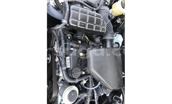 Sayi Imported Toyota Prado White Mota in Import - Dubai a Burkina Faso Sayi Imported Toyota Prado White Mota in Import - Dubai a Burkina Faso