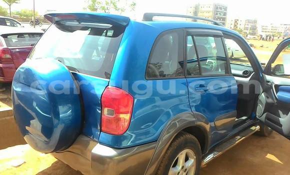 Acheter Neuf Voiture Toyota RAV4 Bleu à Ouagadougou, Burkina-Faso Acheter Neuf Voiture Toyota RAV4 Bleu à Ouagadougou, Burkina-Faso