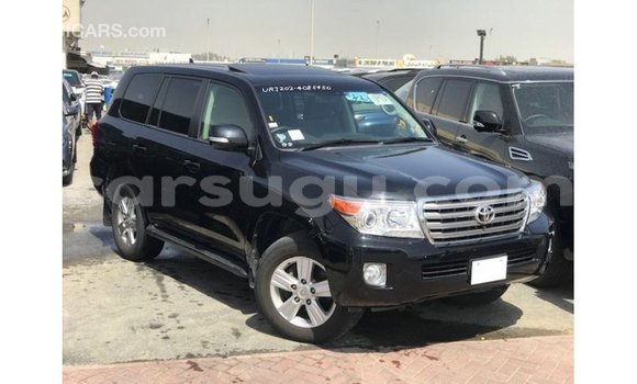 Acheter Import Voiture Toyota Land Cruiser Noir à Import - Dubai, Burkina-Faso Acheter Import Voiture Toyota Land Cruiser Noir à Import - Dubai, Burkina-Faso