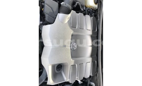 Acheter Import Voiture Toyota Land Cruiser Noir à Import - Dubai, Burkina-Faso Acheter Import Voiture Toyota Land Cruiser Noir à Import - Dubai, Burkina-Faso