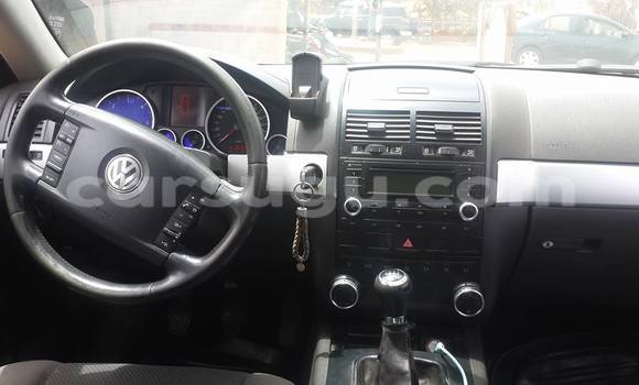 Acheter Neuf Voiture Volkswagen Touareg Noir à Ouagadougou, Burkina-Faso Acheter Neuf Voiture Volkswagen Touareg Noir à Ouagadougou, Burkina-Faso