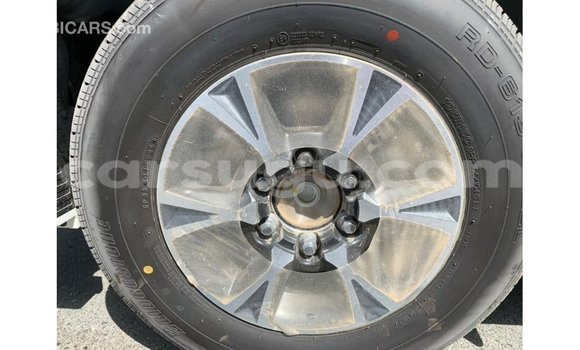 Buy Import Toyota Hiace White Car in Import - Dubai in Burkina Faso Buy Import Toyota Hiace White Car in Import - Dubai in Burkina Faso