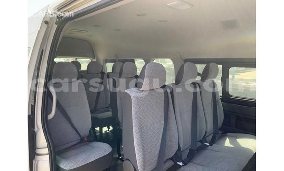 Buy Import Toyota Hiace White Car in Import - Dubai in Burkina Faso Buy Import Toyota Hiace White Car in Import - Dubai in Burkina Faso
