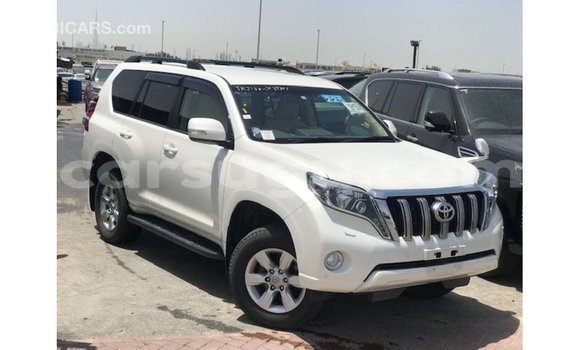 Sayi Imported Toyota Prado White Mota in Import - Dubai a Burkina Faso Sayi Imported Toyota Prado White Mota in Import - Dubai a Burkina Faso