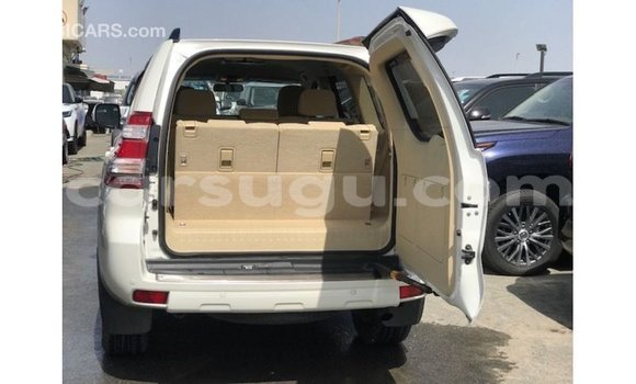 Sayi Imported Toyota Prado White Mota in Import - Dubai a Burkina Faso Sayi Imported Toyota Prado White Mota in Import - Dubai a Burkina Faso