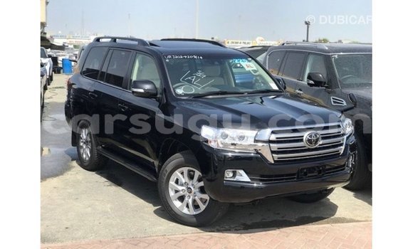 Acheter Import Voiture Toyota Land Cruiser Noir à Import - Dubai, Burkina-Faso Acheter Import Voiture Toyota Land Cruiser Noir à Import - Dubai, Burkina-Faso