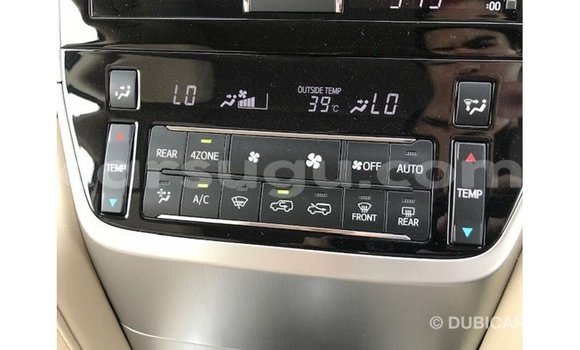 Acheter Import Voiture Toyota Land Cruiser Noir à Import - Dubai, Burkina-Faso Acheter Import Voiture Toyota Land Cruiser Noir à Import - Dubai, Burkina-Faso